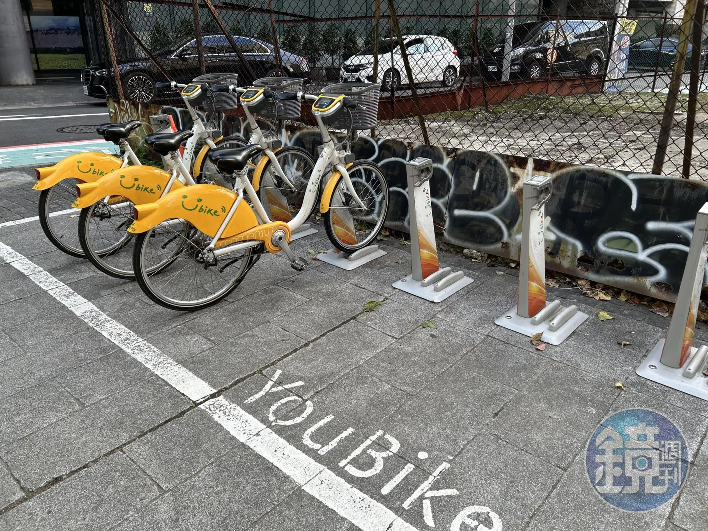 巴威颱風停班課！台北市紅黃線開放停車　水門管制、YouBike停駛時間一次看