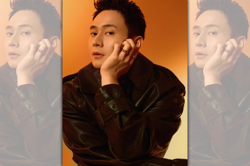 劉冠廷專訪／「冠廷宇宙」強勢回歸！劉冠廷包辦2部賀歲片　鬆口曝補辦婚宴進度's story cover image