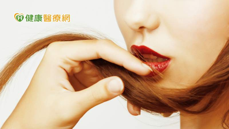 「長髮公主症候群」不是美麗童話！　14歲少女壓力大吃頭髮嚴重腹痛送醫's story cover image