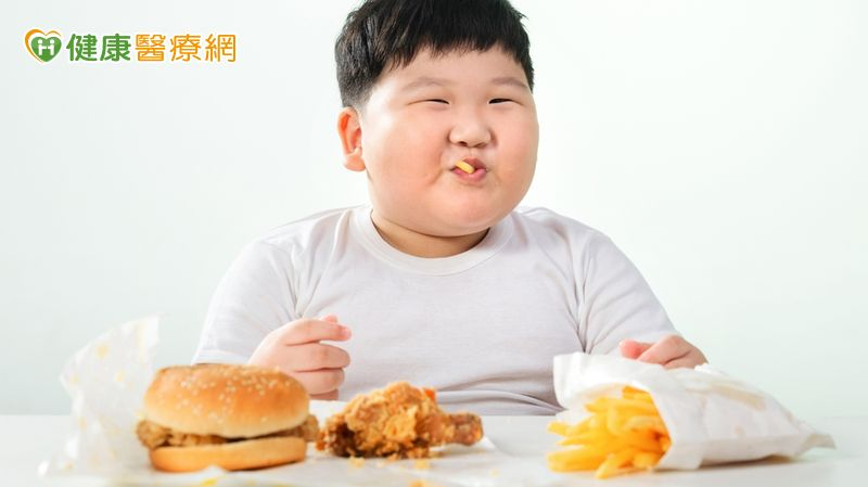 孩子高血壓無症狀難察覺！　醫師點名「這些孩子」應定期量血壓's story cover image