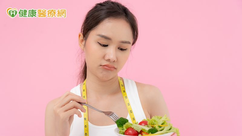 非常低熱量飲食適合你嗎？醫親曝安全減重最佳策略's story cover image