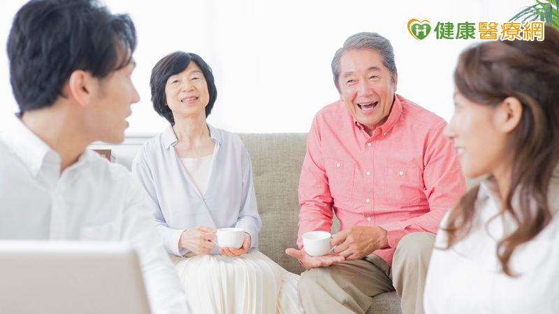 研究：七分之一人從未了解家族病史　心理師教你「這樣開口」揪出遺傳病風險！'s story cover image