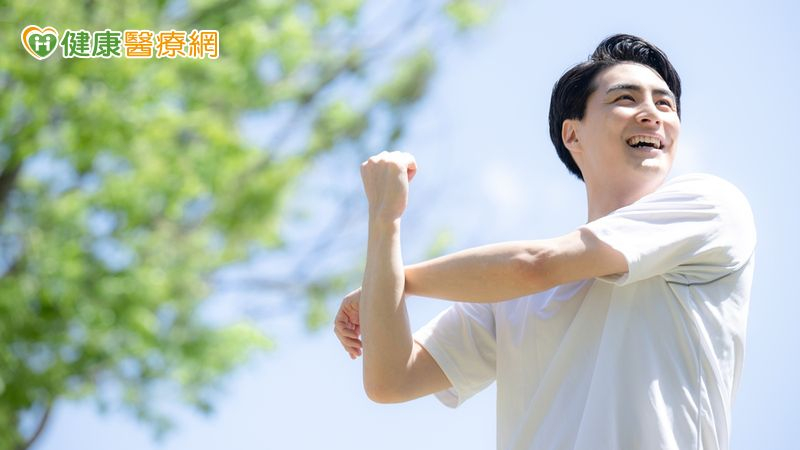 人生只有兩件事　關你屁事和關我屁事's story cover image