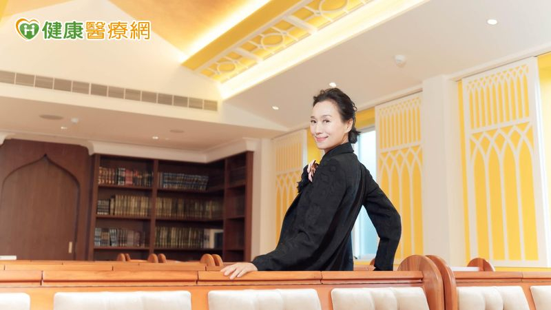 坣娜肺腺癌病逝！ 1症狀確診已是晚期　夫：堅強從容面對「多陪我四年」's story cover image