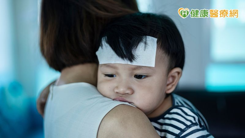 2歲童燒不停血輪眼、手腳「腫成麵龜」　竟是川崎症惹禍！'s story cover image