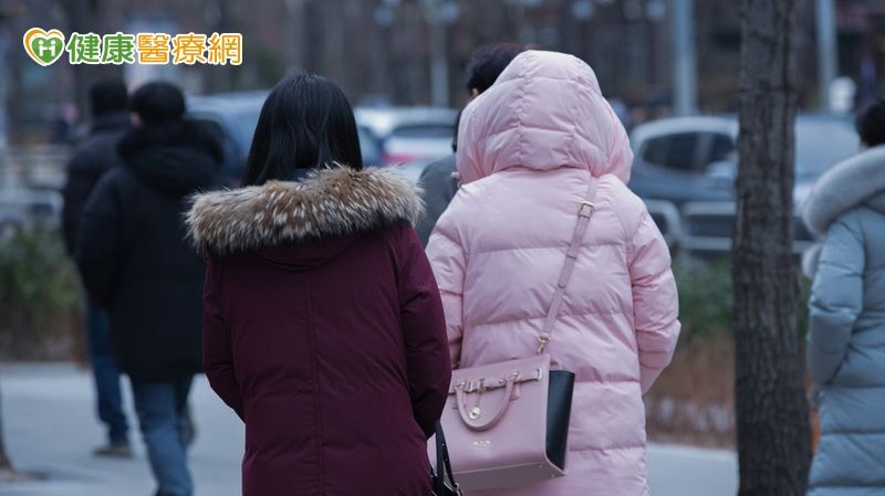 強烈大陸冷氣團鬧新年　做2事恐增急症風險！醫示警了's story cover image