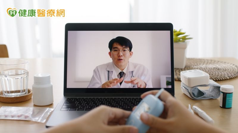 長輩臥床、家屬壓力大？「在宅醫療」這樣接住照顧需求's story cover image