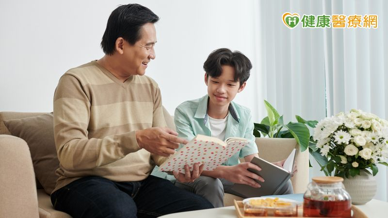 「我們家很正常」孩子為何走上歪路？心理師：家長掌握4點接住兒少內心's story cover image