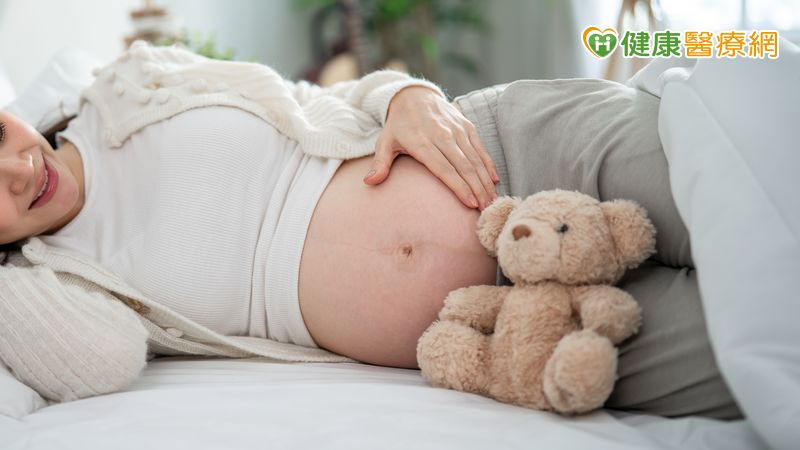 高齡試管懷孕突遇乳癌危機　醫籲：孕前必做乳房篩檢確保母嬰安全's story cover image
