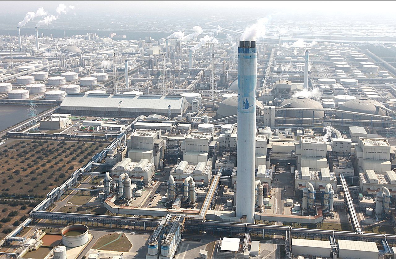 六輕對環境衝擊惡化，最新監測揭空污升高、底泥重金屬超標，地下水氨氮長期嚴重超標