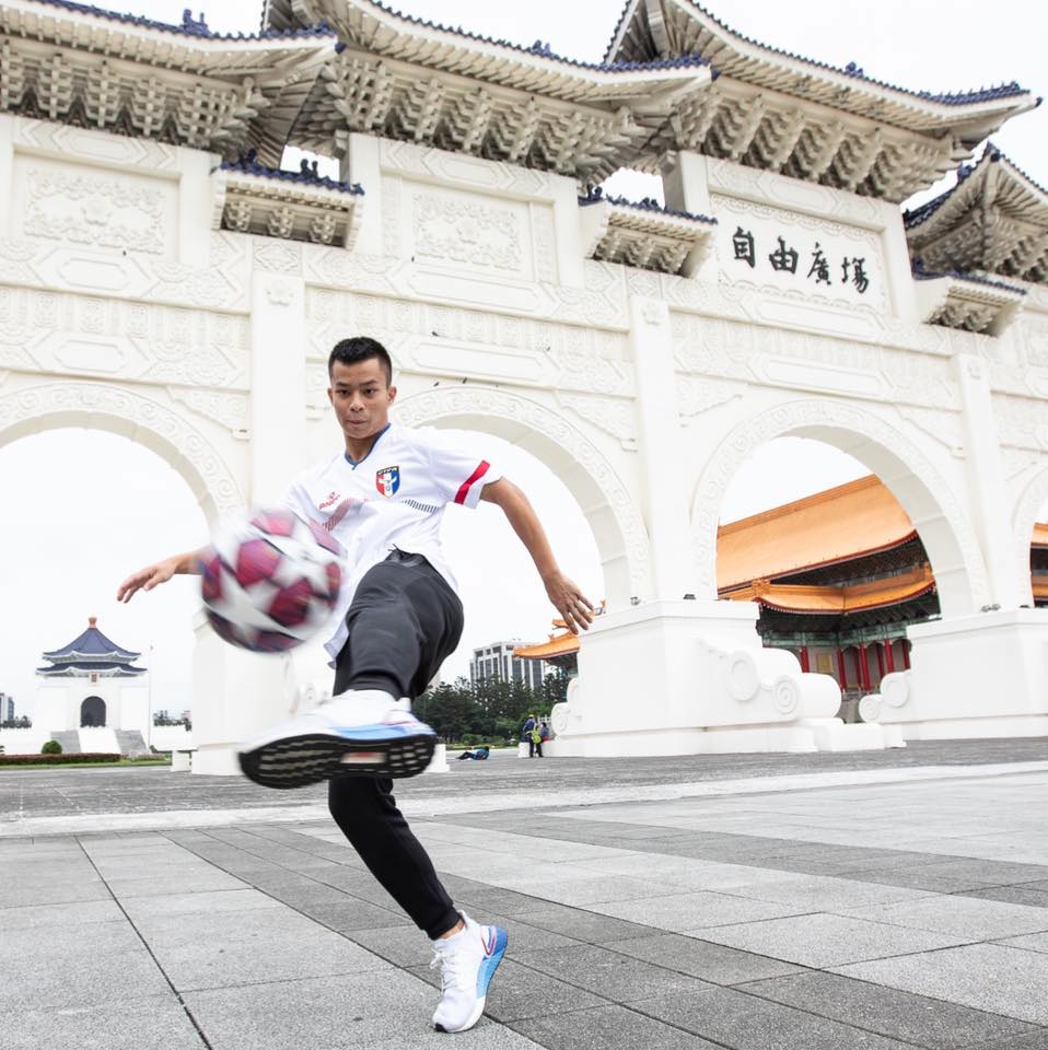 免錢包吃住的足球學校 、吃飯觀光當重點的籃球比賽 中國如何利用運動統戰台灣?'s OG Image