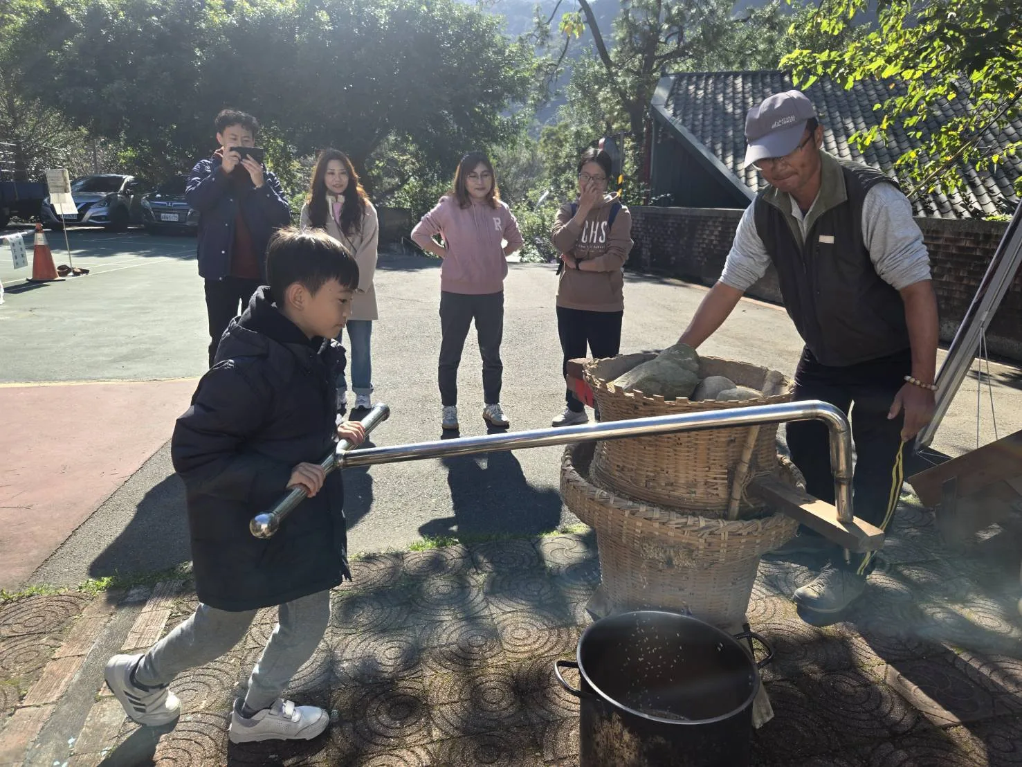 走入劉興欽漫畫世界 親子體驗「土礱」農村工藝's OG Image