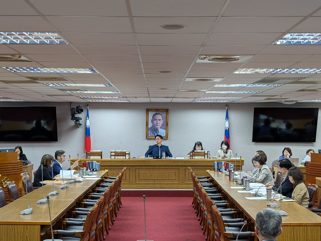 四項光電修法今立院表決 在野黨提特定區位禁建光電等's OG Image